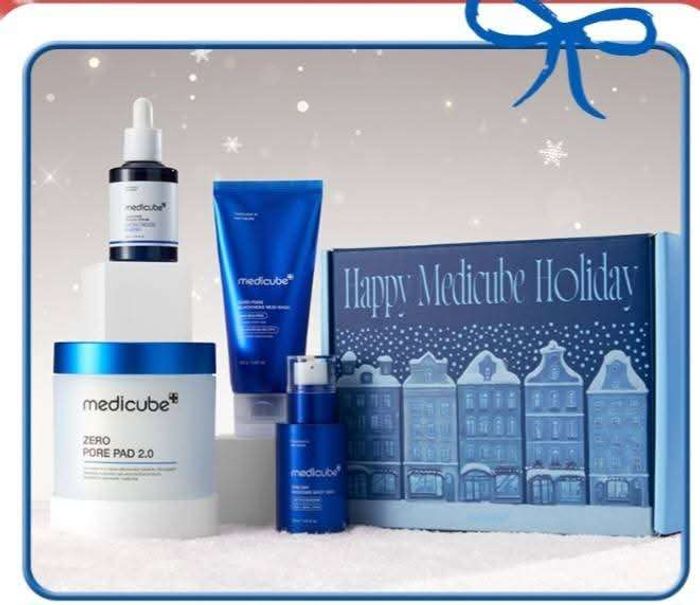 Medicube zero holiday set
