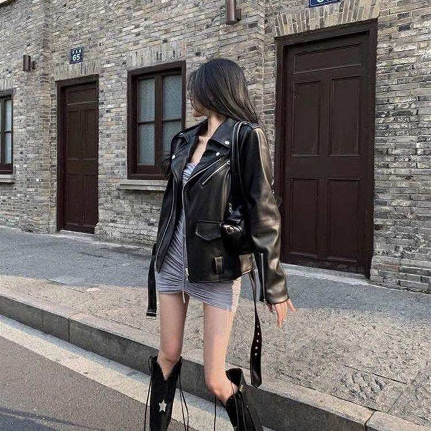 Савхи хүрэм leather jacket