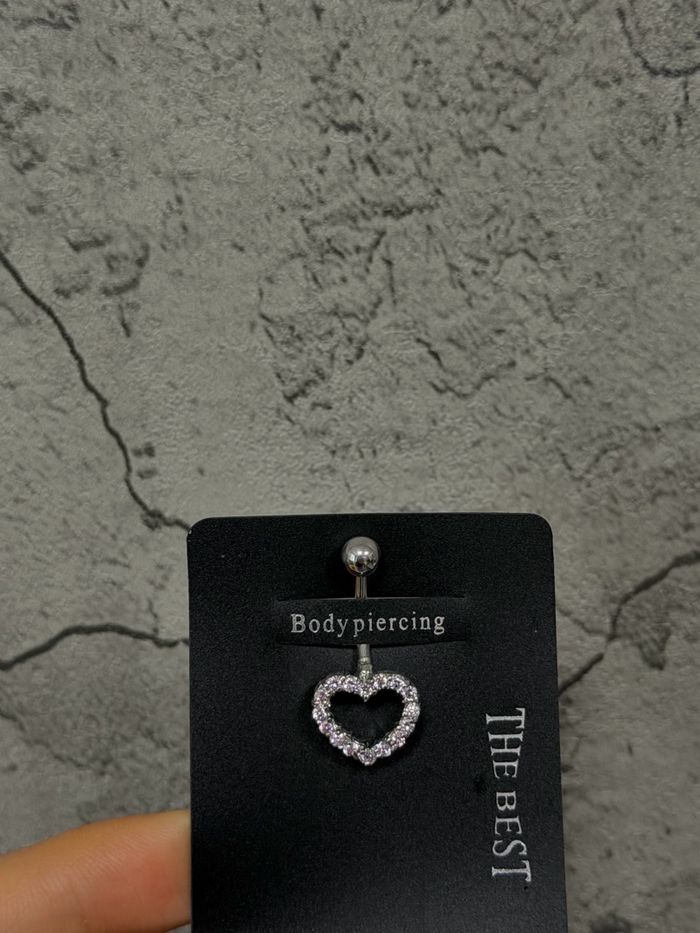 Хүйсний ээмэг 