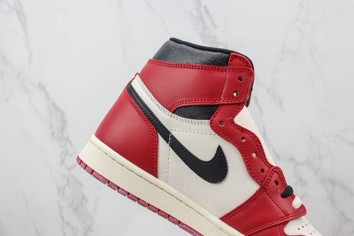 Jordan 1 Retro High OG Chicago Lost and Found