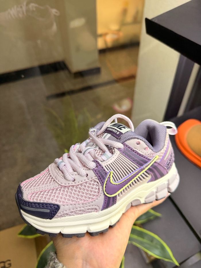 Nike Vomero 5 Purple Violet