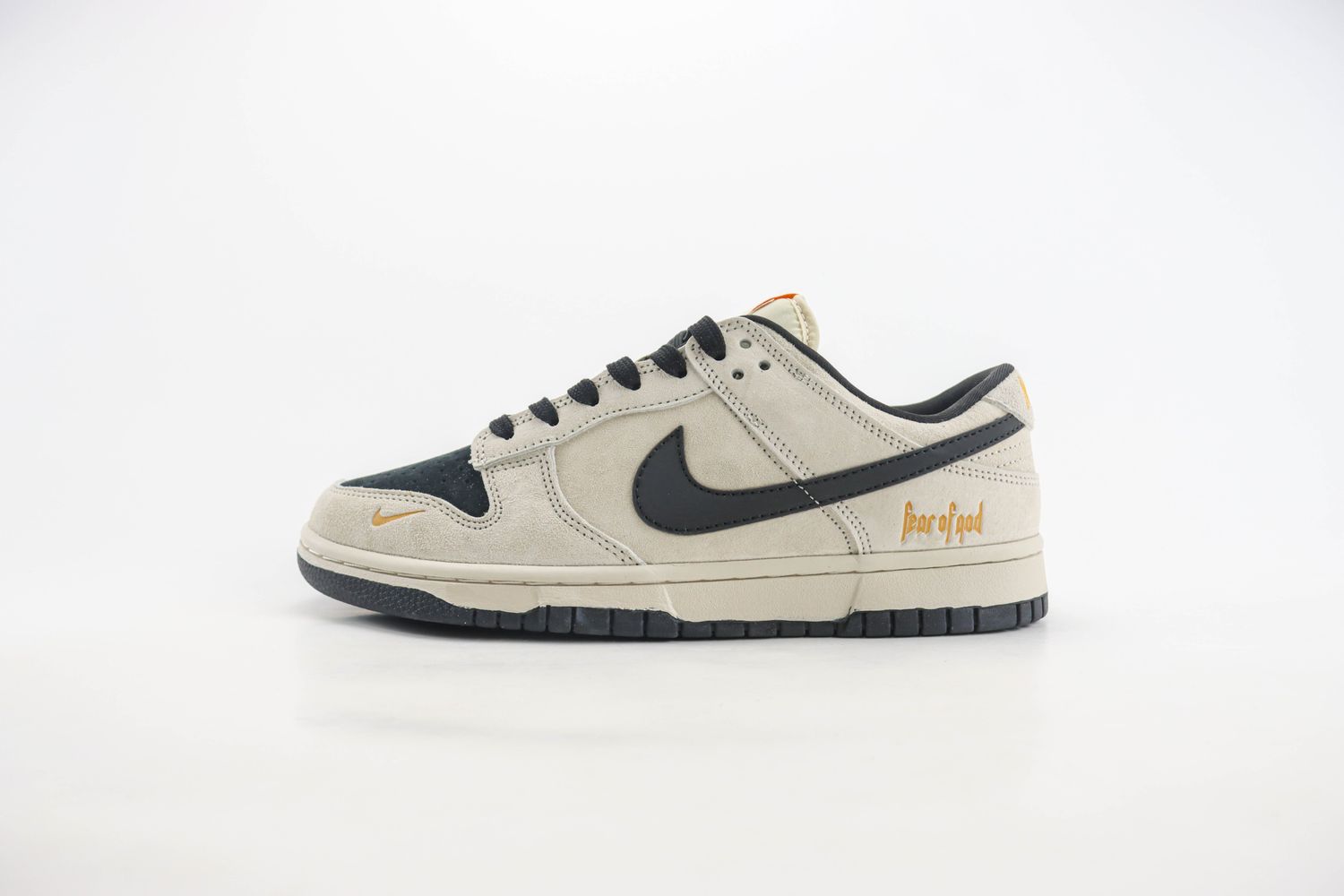  Nike SB Dunk Low x Fear of God FOG