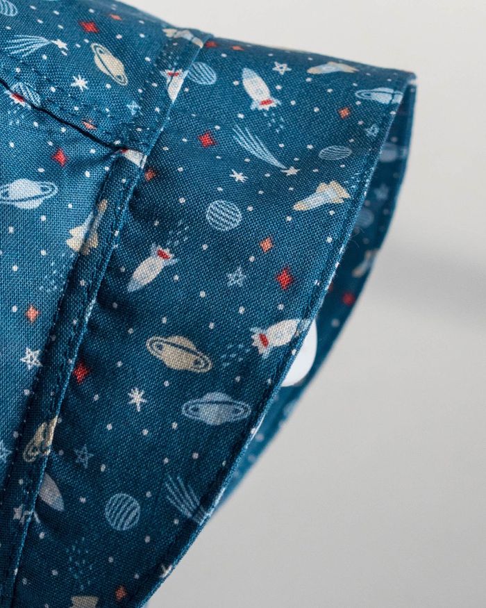 Brim bonnet Space adventure