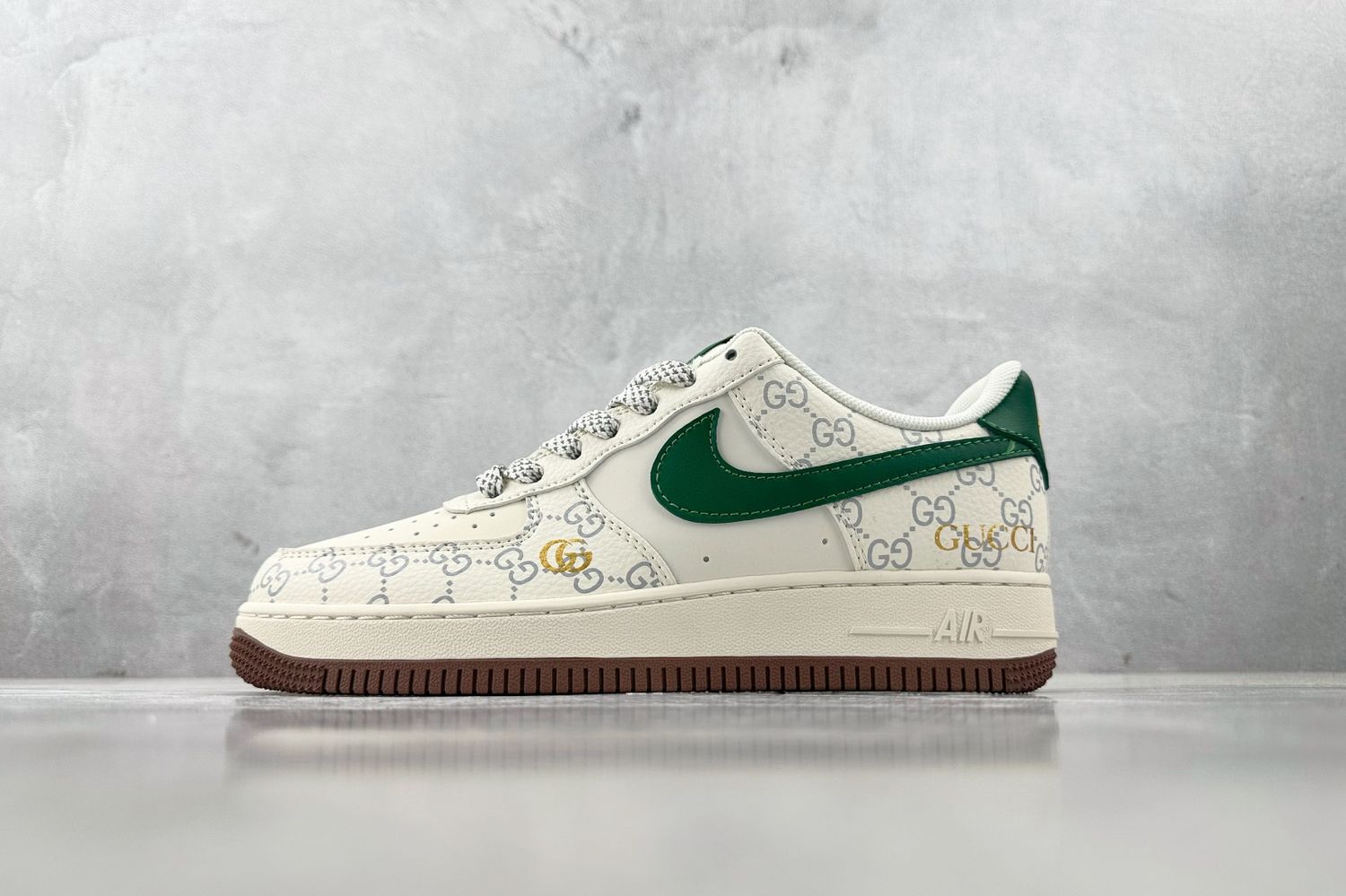 Nike Airforce 1 Low x Gucci 02