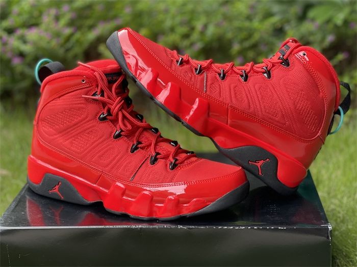Air Jordan 9 “Chile Red” 