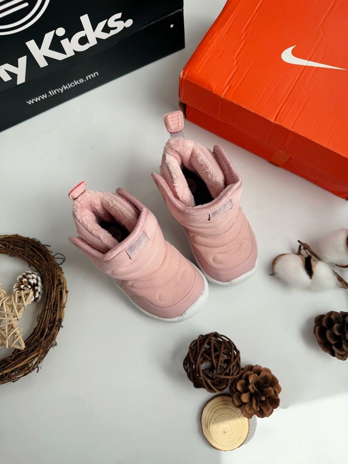Nike Novice Pink