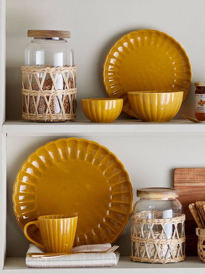 Чулуун хийцтэй шар шөлний аяга Latina 