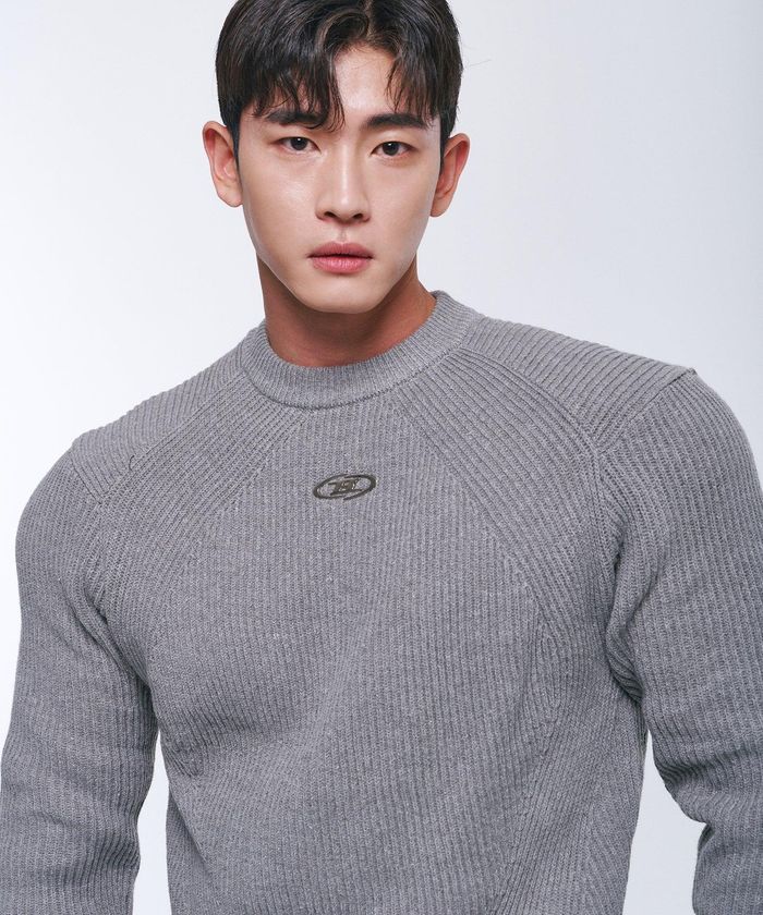 Chrome Logo Muscle Fit Knit