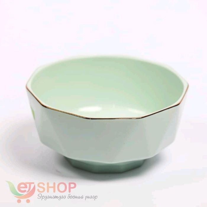 Талсттай гоёмсог аяга