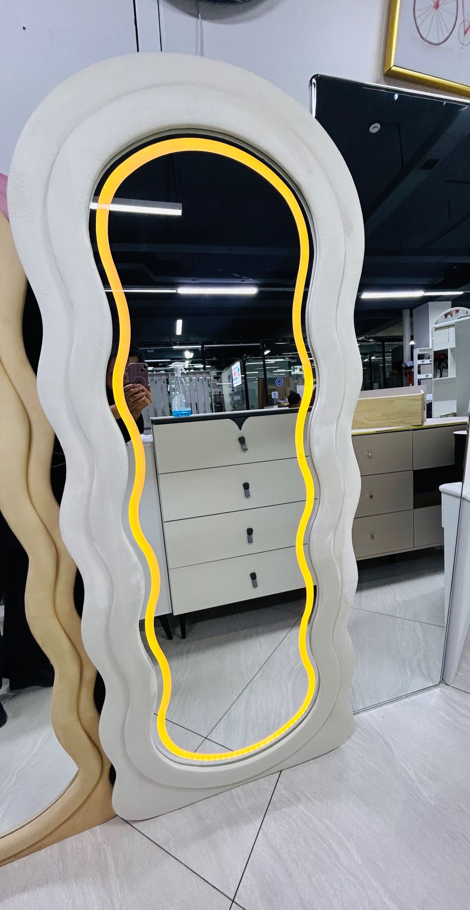 Гэрэлтэй хамбан толь 