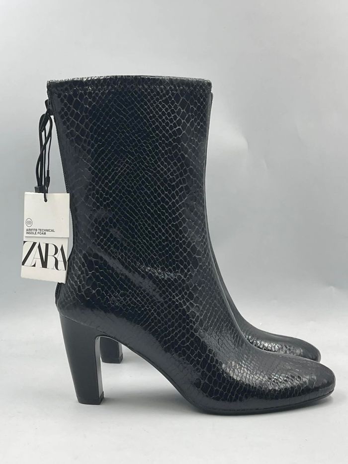 Zara богино түрийтэй S7