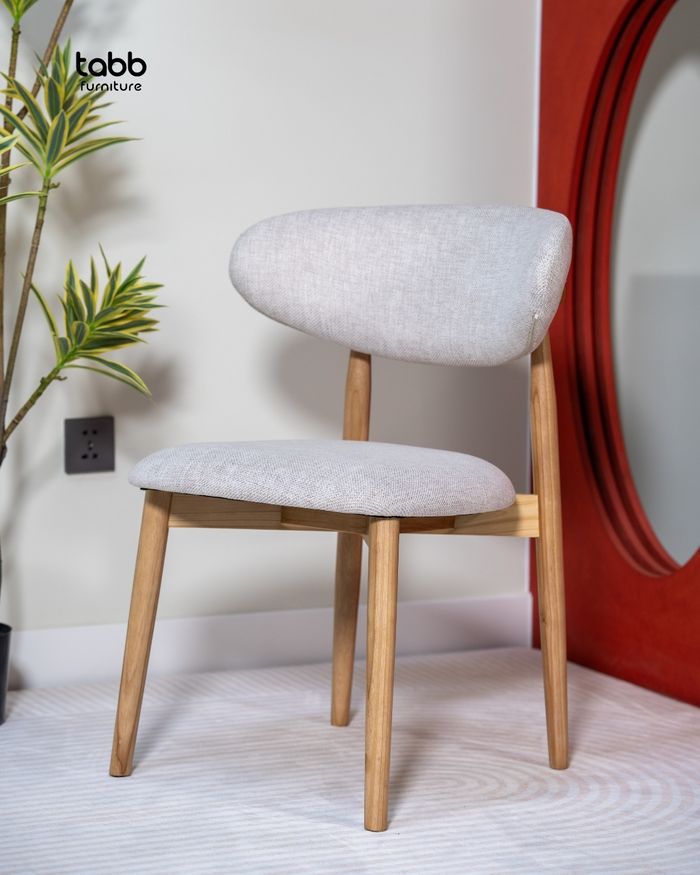 BELLU CHAIR