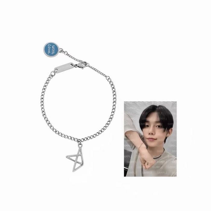 Yeonjun бугуйвч