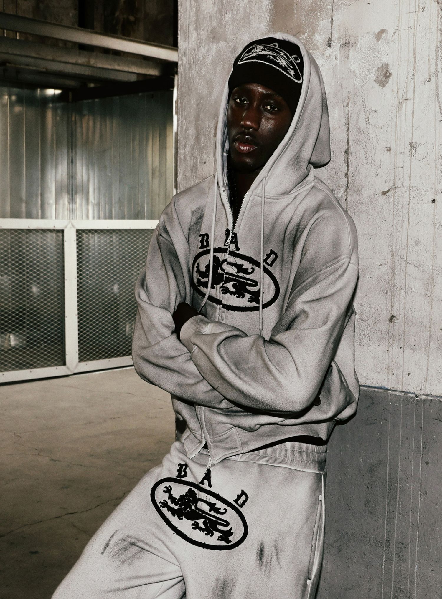 Lion Patch Hoodie - Washed White