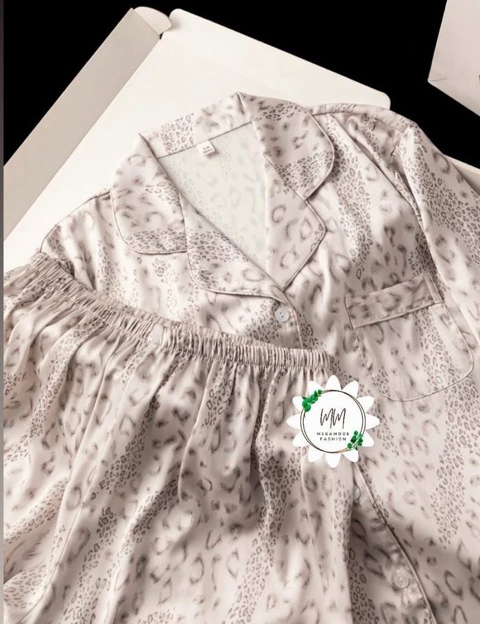 Women grey silk pajama