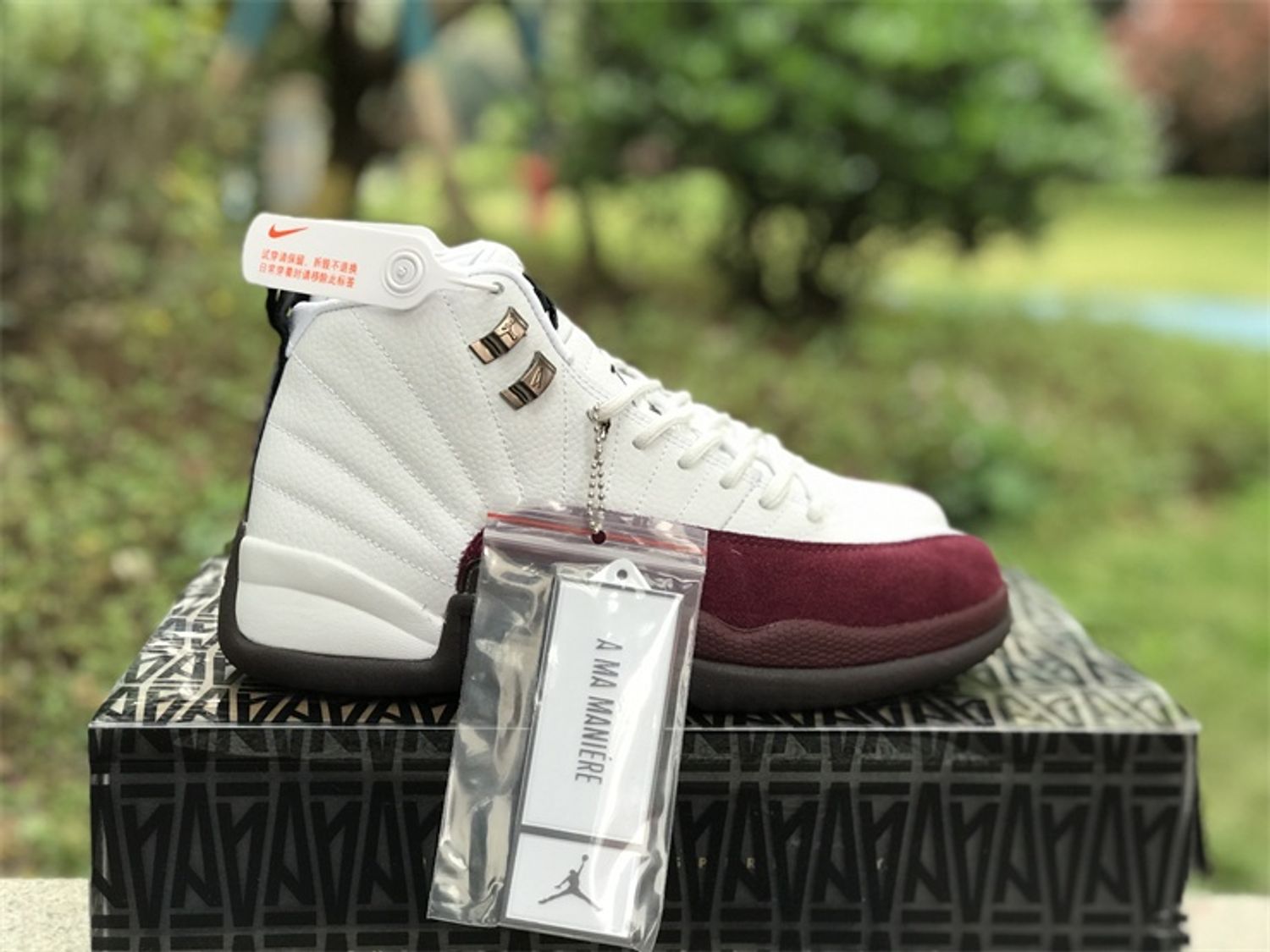 Air Jordan 12 white wine red