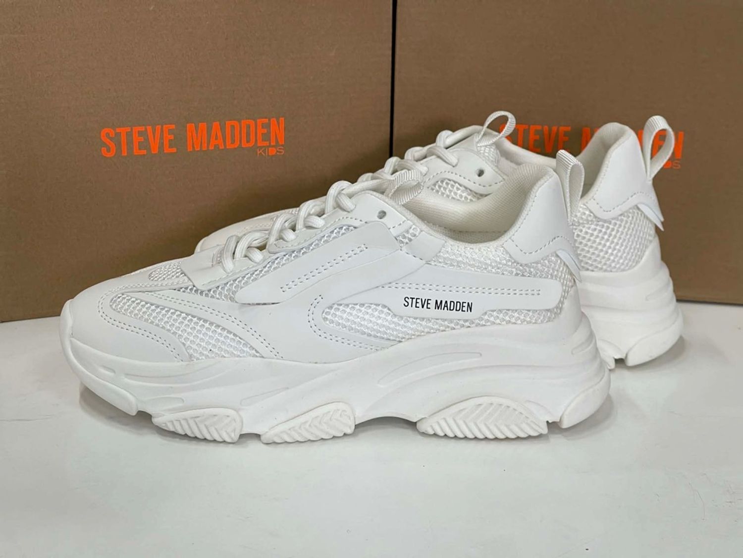 STEVE MADDEN White