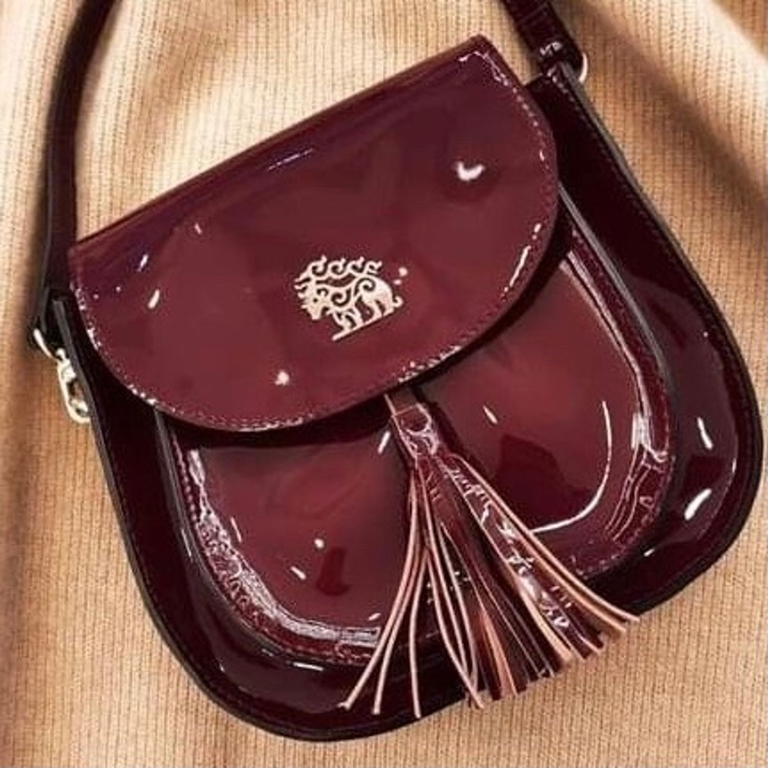 https://cdn.zochil.shop/80fa2c09-d52c-49b6-af83-87b2e8a88ef8_t1500.jpg