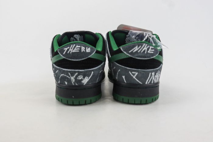 Nike There Skateboards x Dunk SB Low Black Gorge Green 