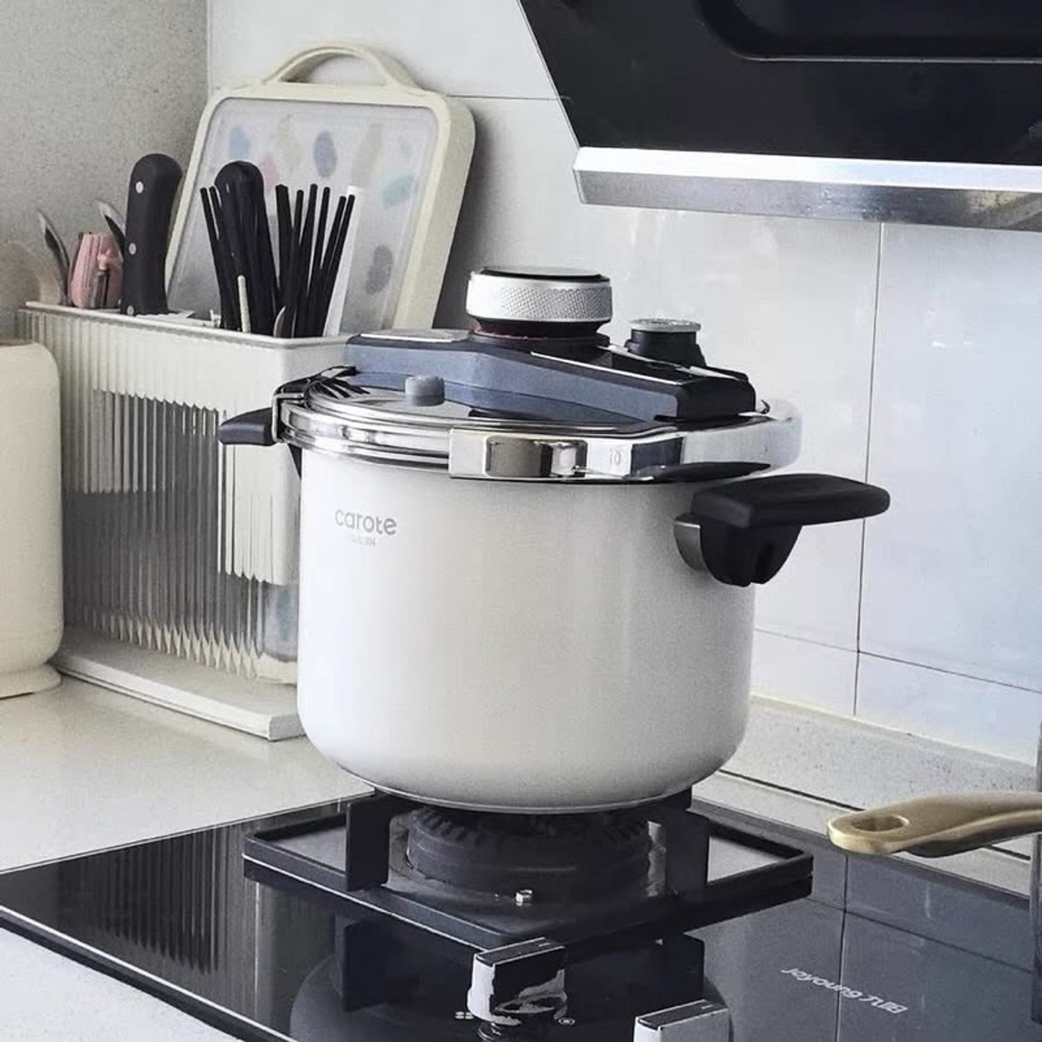 Carote битүү чанагч