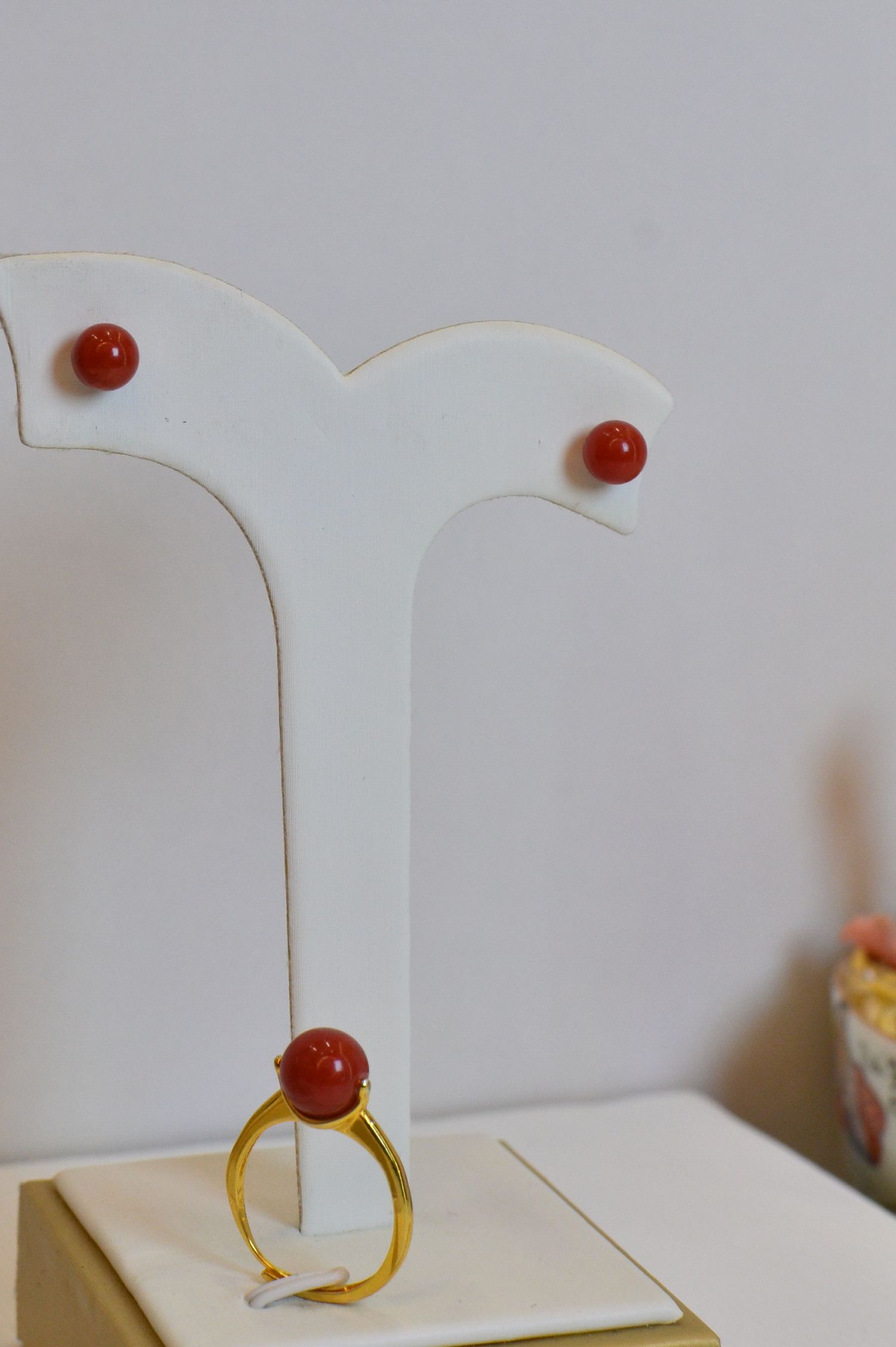 ака ээмэг бөгж