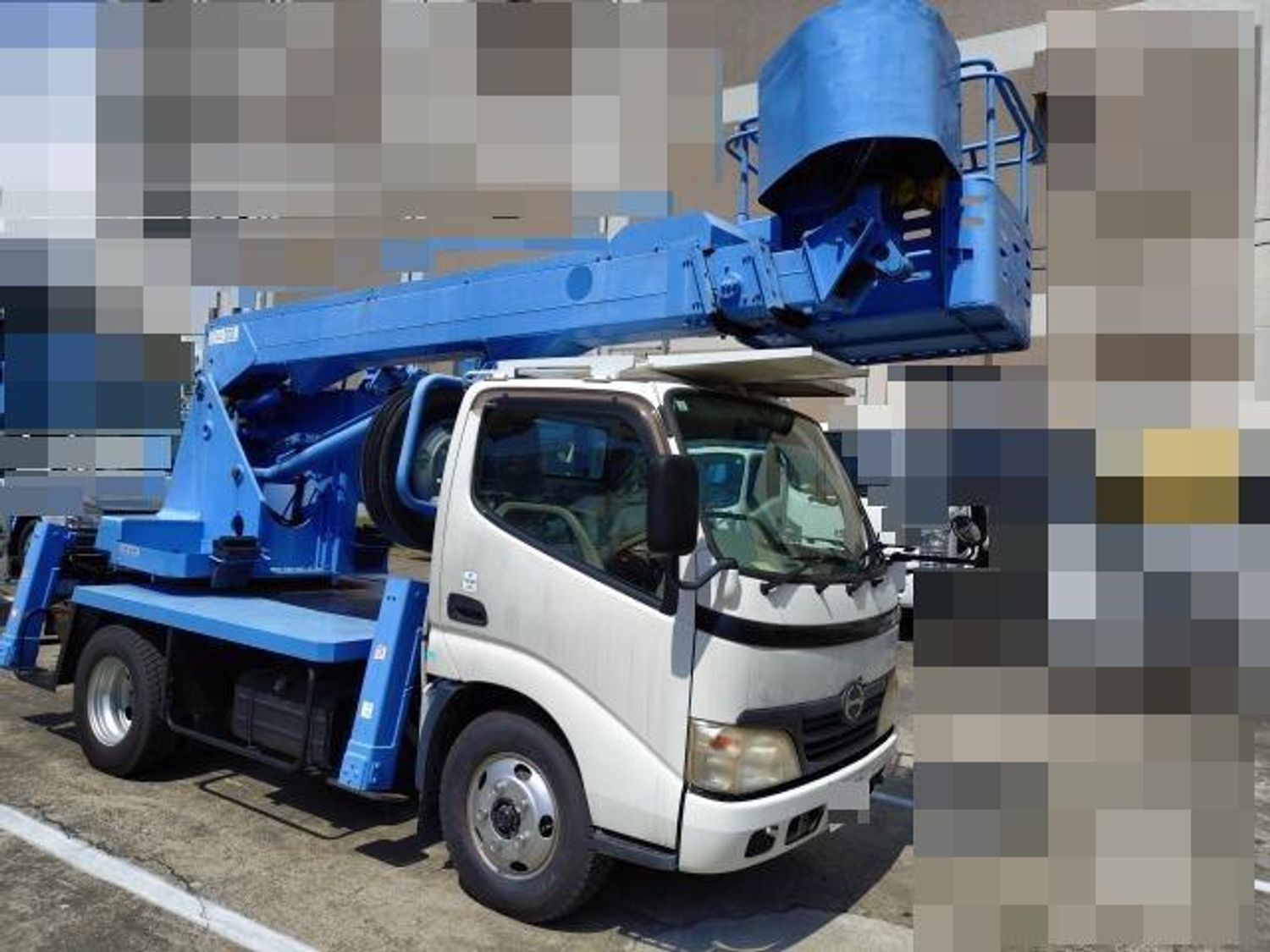 Hino Dutro сагстай өргүүр