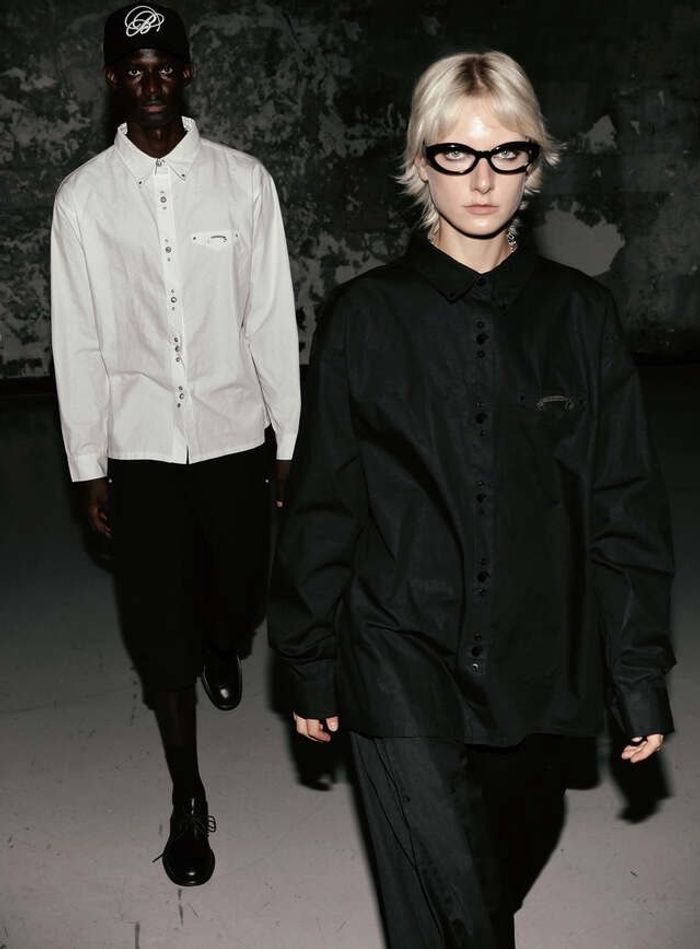 Viper Logo Rivet Shirt - Black