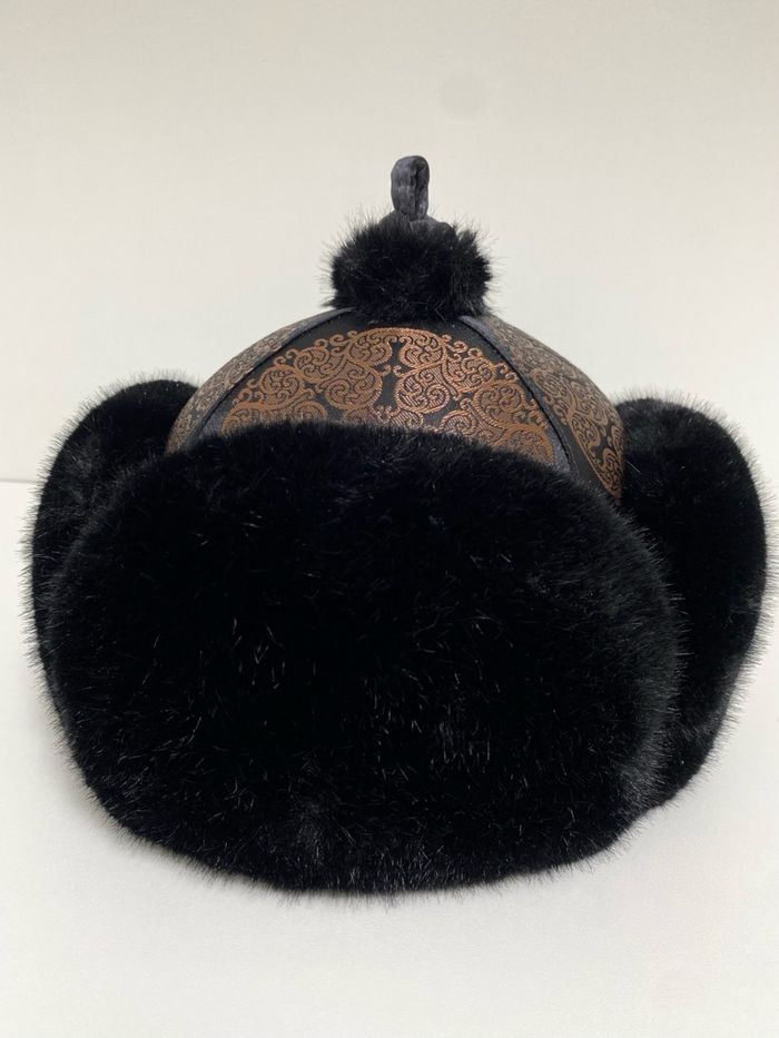 Өвлийн үстэй малгай