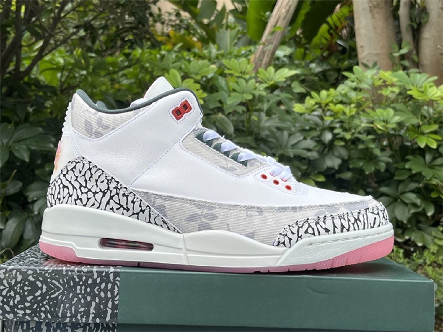 Jordan 3 Retro Wings