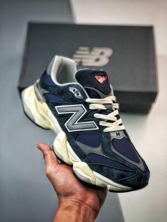 9060 Joe Freshgoods “Navy White”