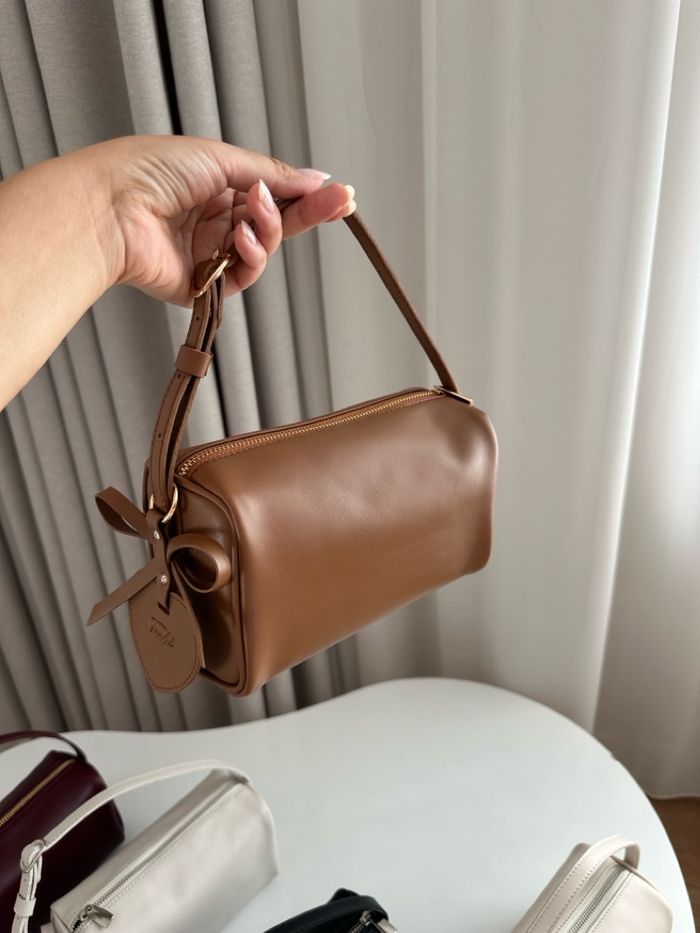 “Milkbun”-Honey brown