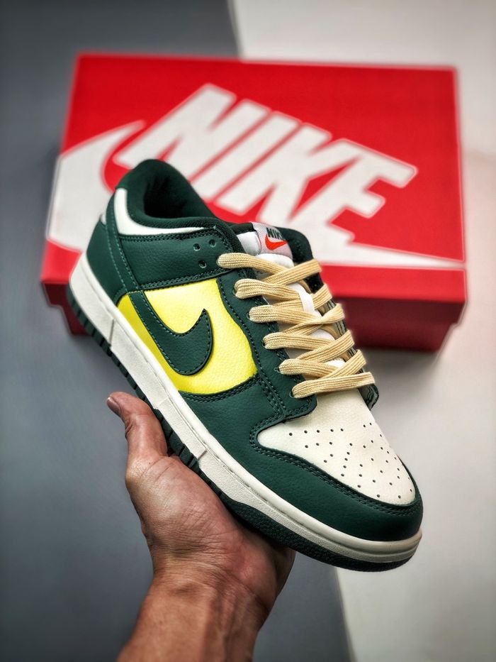 Nike Dunk Low “Noble Green”