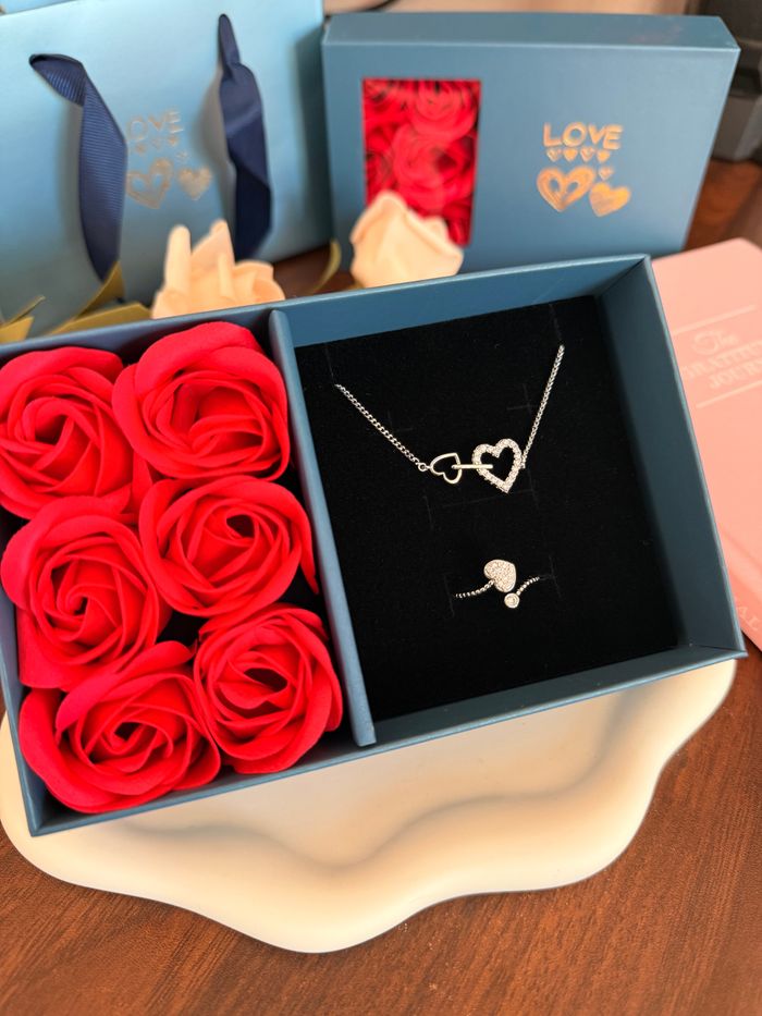 LUM GIFT SET 🌹 #4