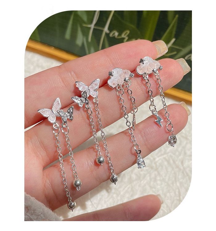 Шинэ чулуун загвартай ээмэг