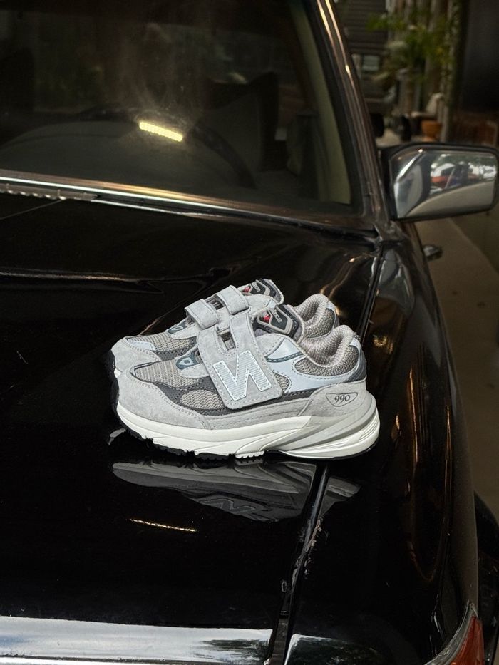 New Balance 990 Grey