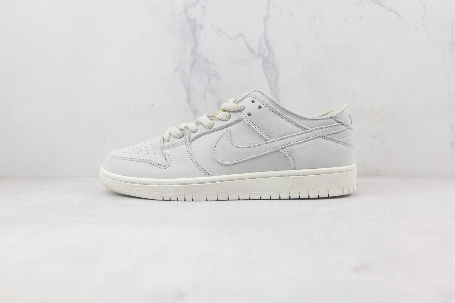 Nike SB Dunk Low Pro Decon 'Light Bone' 