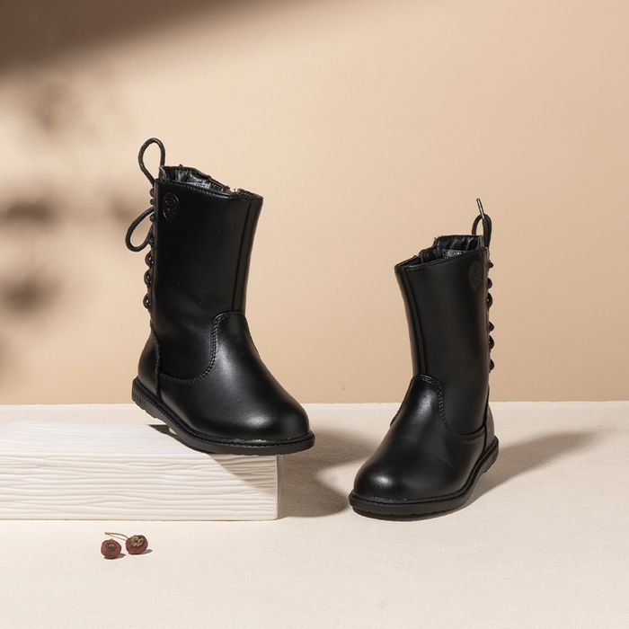 Хагас түрүйтэй гутал