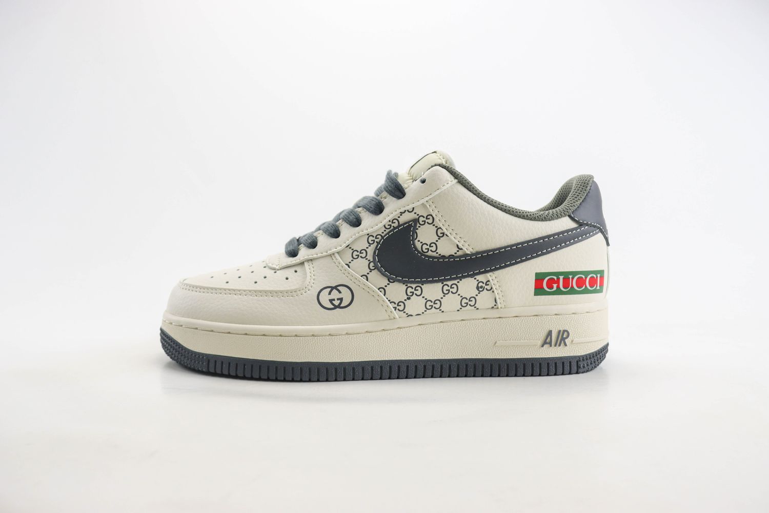 Nike Air Force 1 Low x GUCCI 11