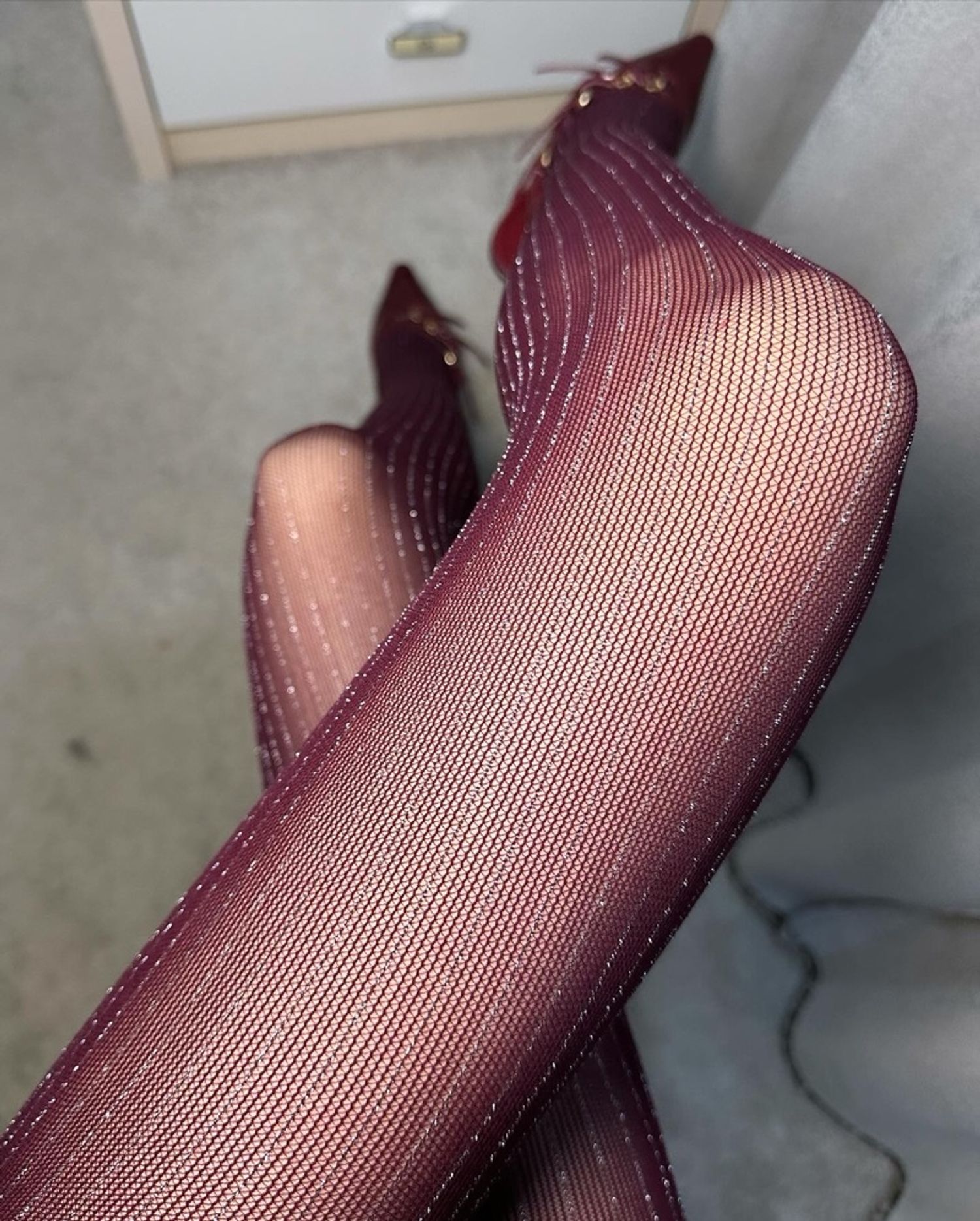 Саатай улаан хүрэн трико