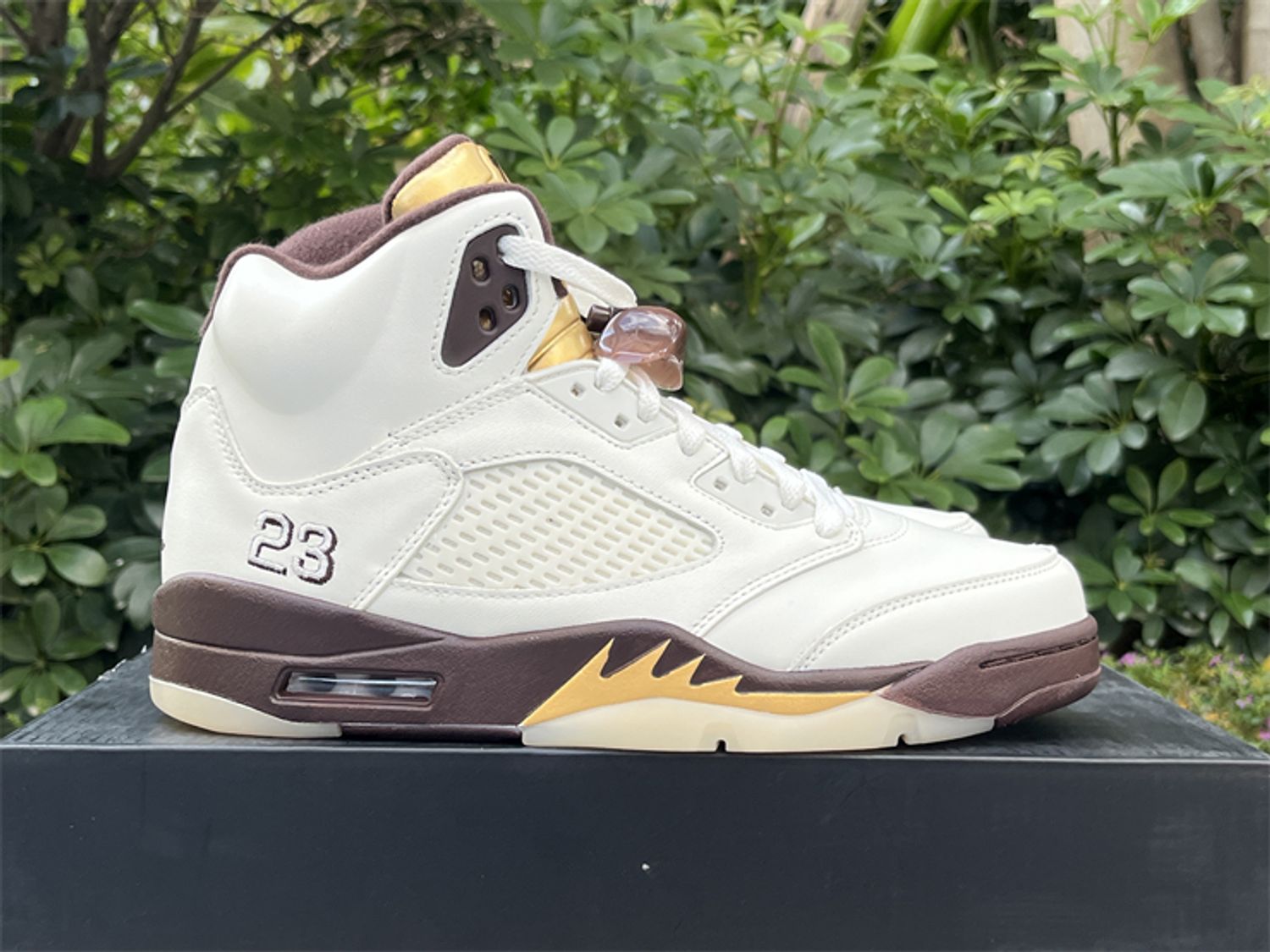 Maniére x Air Jordan 5 “Burgundy Crush”