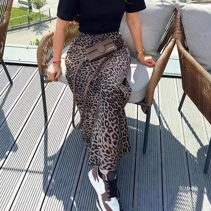 long skirt