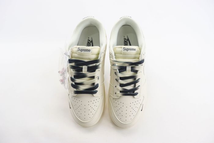 Nike SB Dunk Low x supreme 50 