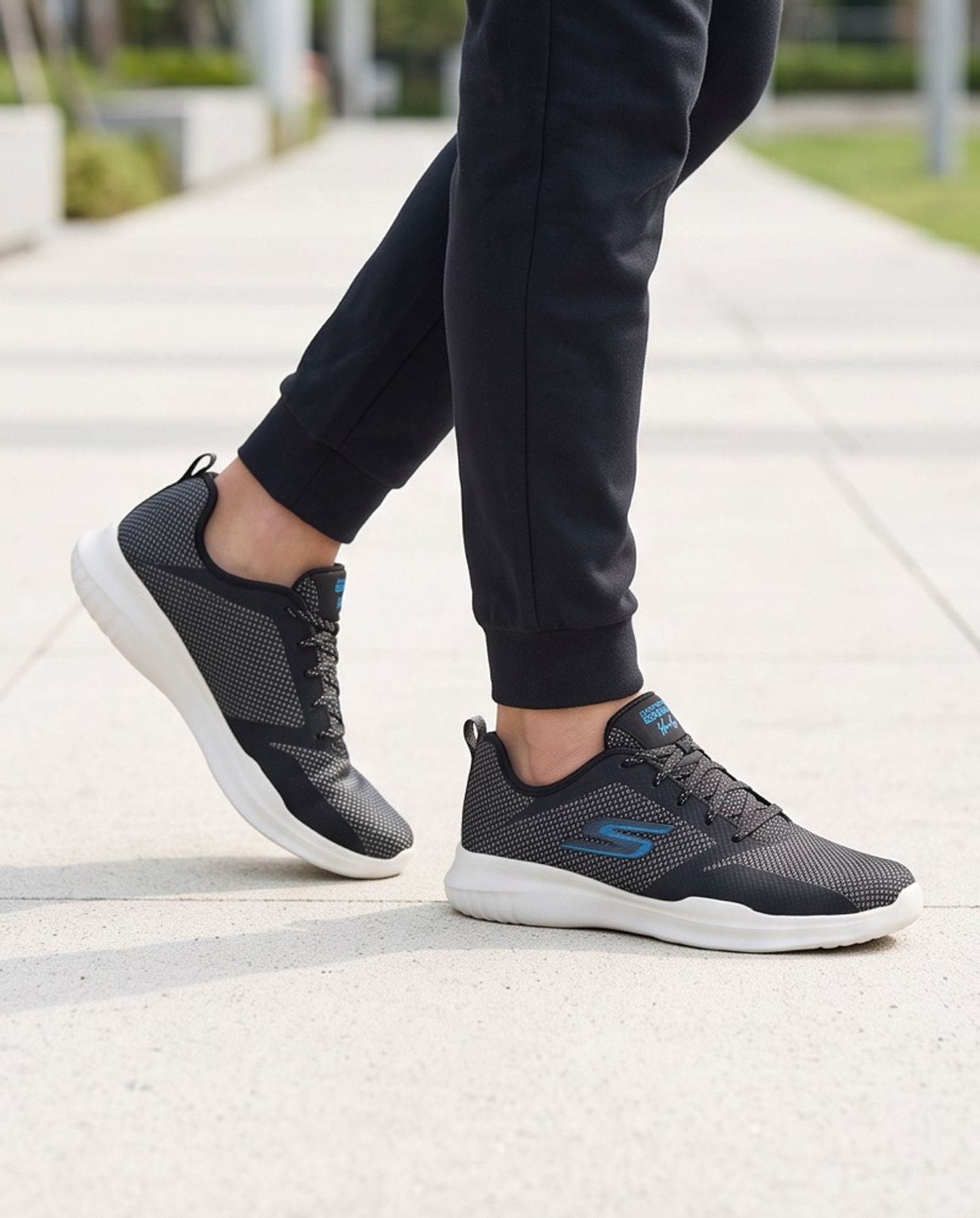 skechers blue point
