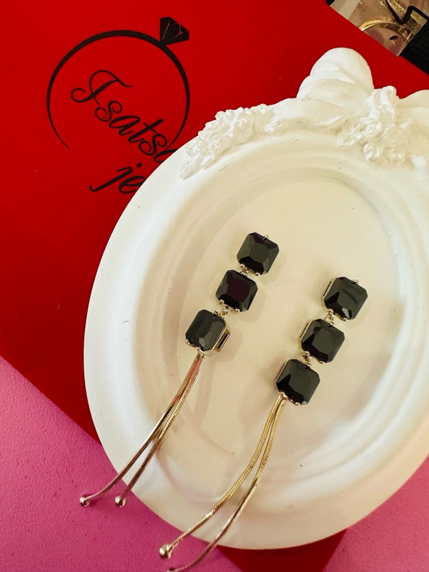 Гоёлын ээмэг