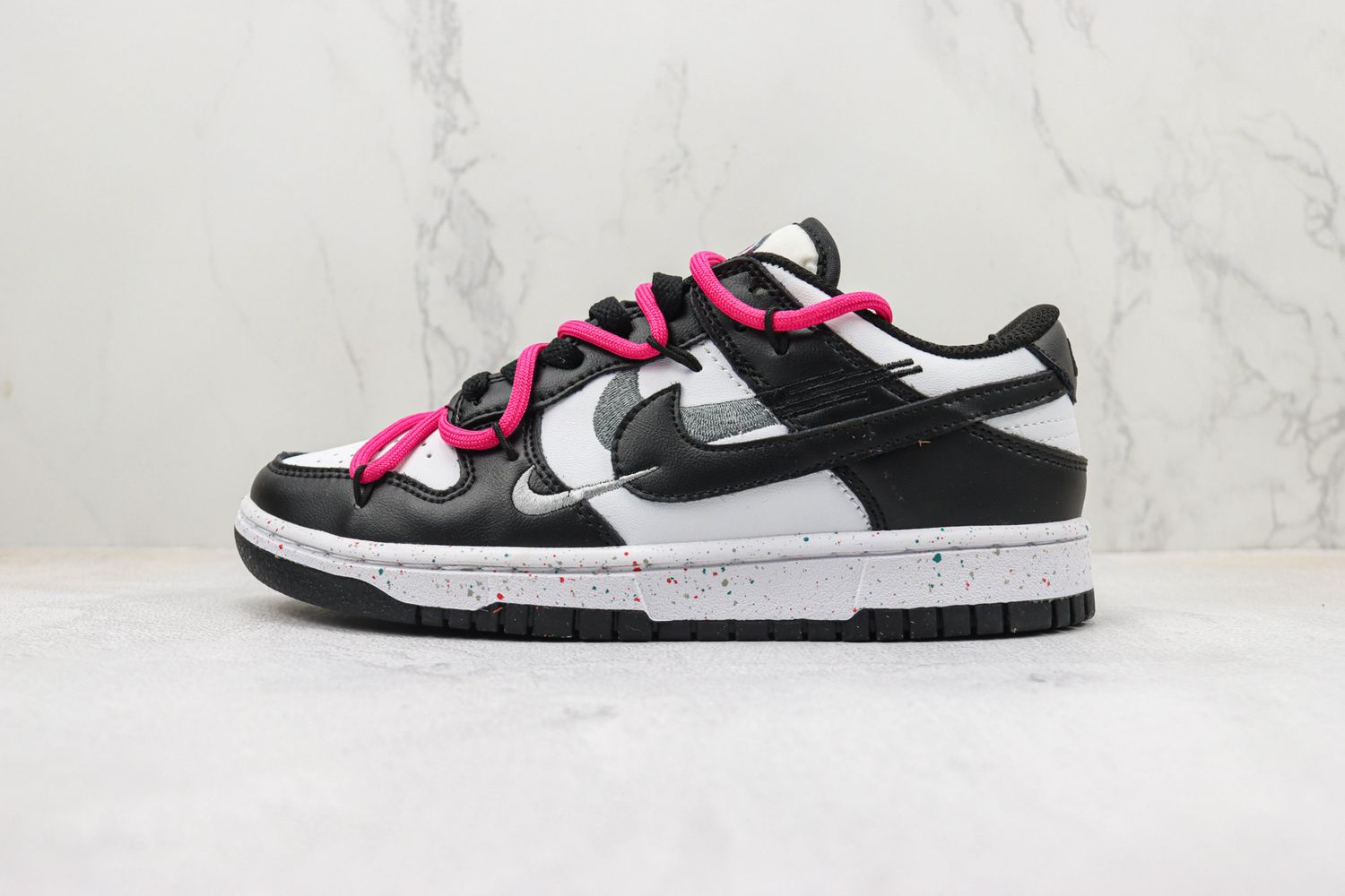 NIKE SB Dunk Low 109