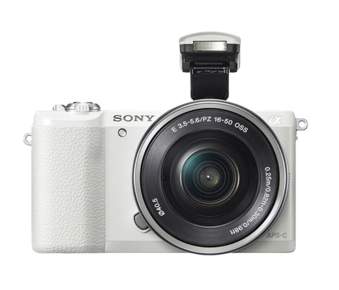 SONY A5100 + E PZ 16–50mm OSS KI