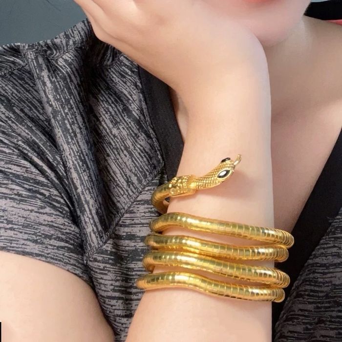 Нумардаг могой зүүлт бугуйвч gol