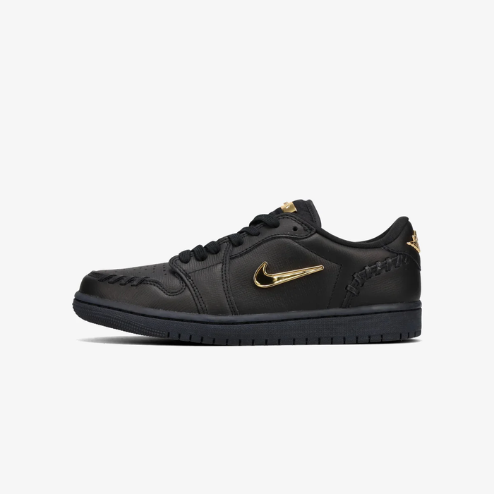 NIKE WMNS AIR JORDAN 1 LOW