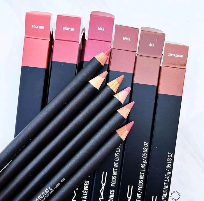 Mac Lip Liner