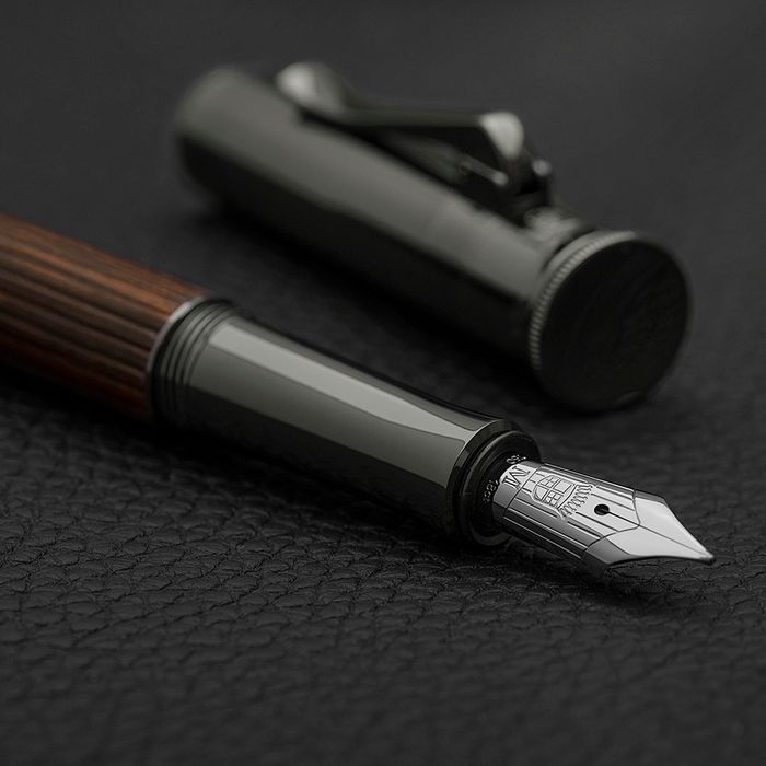 Graf von Faber-Castell Classic Macassar Fountain pen 